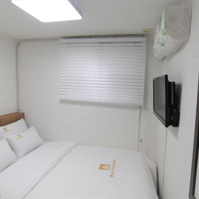 미니 룸-주차 미포함 MUST STAY HOTEL Sinjeongnegeori Station 쿠폰