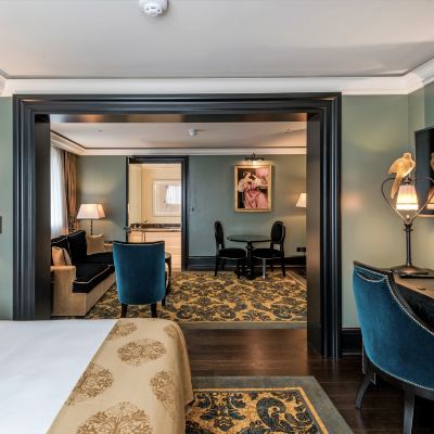 Loft Suite L＇oscar London Promo Code