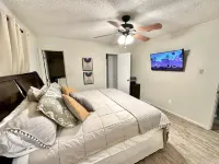 Red Raider House + Hot Tub + Game Room + 4Br Sleeps 18 + Central Lbk