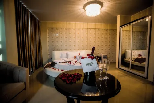 Joneya Hotel