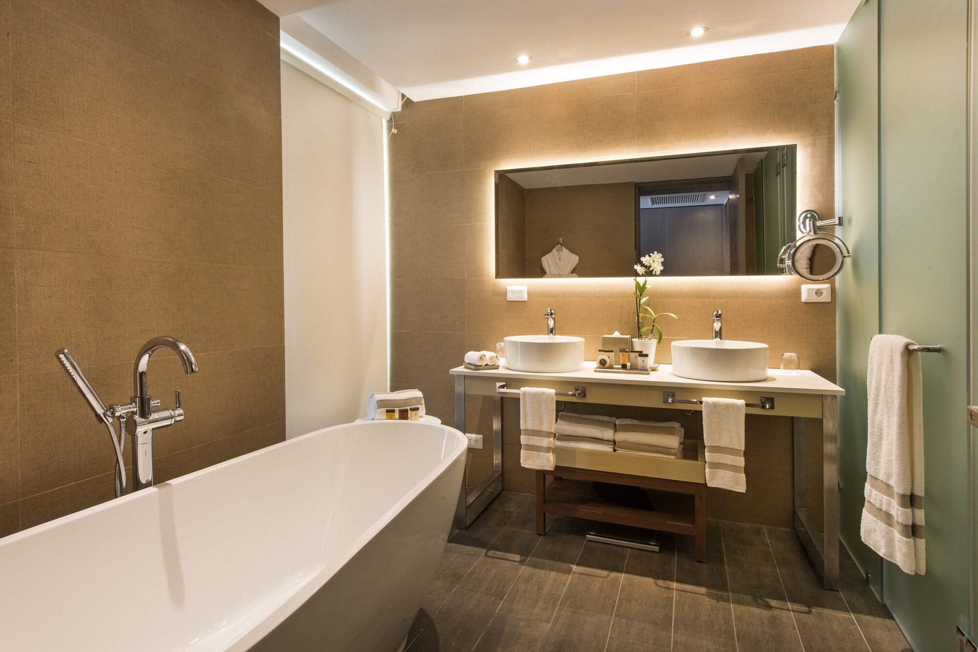 优雅套房 （带小型泳池）