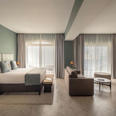 Deluxe Suite with Sea View Waterfront Promo Code