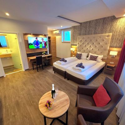 Superior Double Room Am Markt Hotel Promo Code
