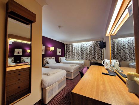 Supreme Inn Boston