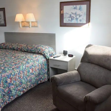 Yellowstone River Inn