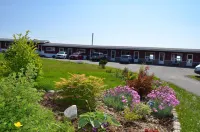 Clifty Cove Motel