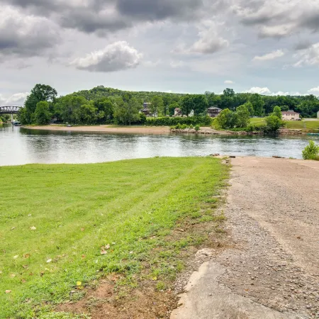 Norfork Studio Escape Walk to White River! Отели в г. Бакстер