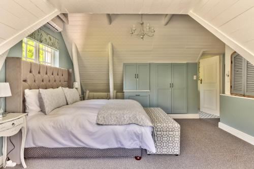 No 10 Sandalwood Cottage