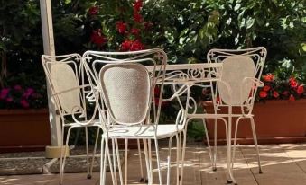 Hotel Savoia - Housity