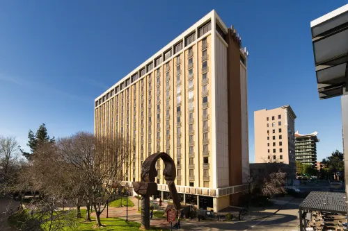 Holiday Inn SACRAMENTO DOWNTOWN - ARENA by IHG