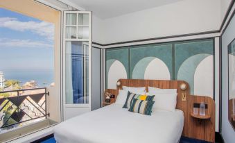 Hotel Plaza Biarritz Plage - Handwritten Collection - Housity