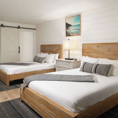 Room, 2 Queen Beds, Accessible The Surfbreak Hotel Promo Code
