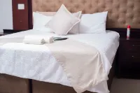 Comfort-driven Hotel Rooms in Hazeldene - 2335 Hotels in 