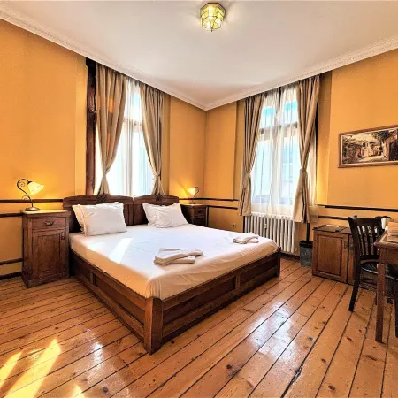 L'Opera Guest House
