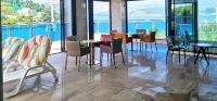 Blanc Hotel & Resort