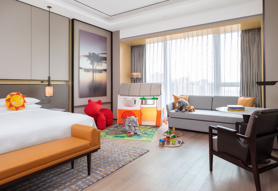 Sheraton Baohua HotelClub Premium Double Room