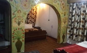 Hotel New Shalimar - Housity