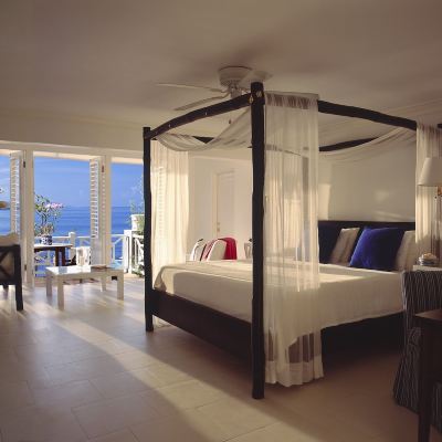 Standard Ocean Front King Room with Balcony
