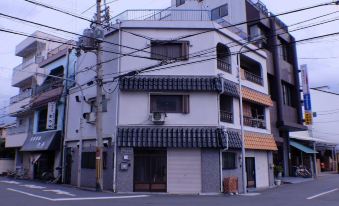 Umbrella House Osaka - Hostel