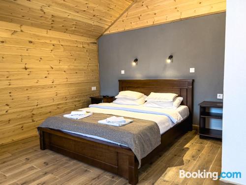 豪华双人床房（带加床）