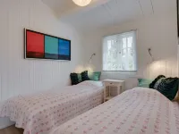"Ylermi" - 1.5km from the Sea Hotels in Dronningmølle