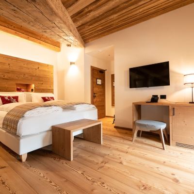 Deluxe Room Fiori Dolomites Experience Hotel Promo Code