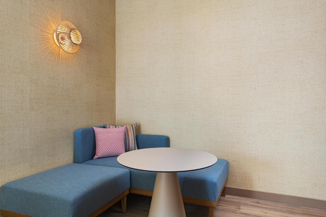 机灵，套房，2张大床