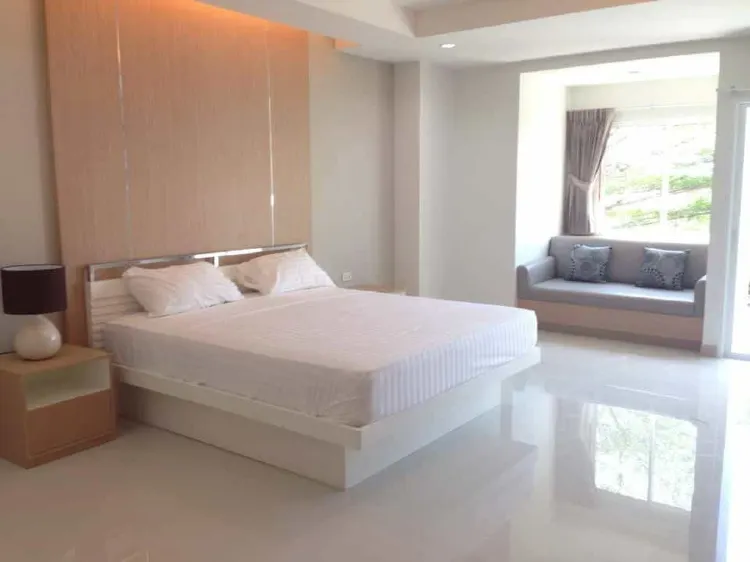 ห้องสแตนดาร์ด เตียงใหญ่ 1 เตียง