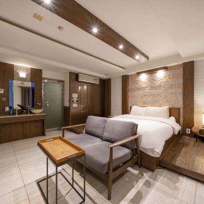 Deluxe (Electric Vehicle Cannot Park)) Gasan Rich Hotel 쿠폰