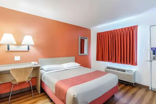 Motel 6 Modesto, CA