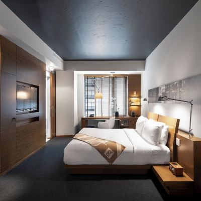 Classic King Room Hotel le Germain Calgary Promo Code