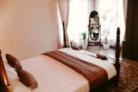 Adhyaya - Heritage Reverbed 4 BHK AC Triplex Villa Hotel a 