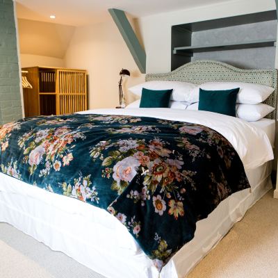 Deluxe Double Room, Ensuite (Rx 7) Moore House Promo Code