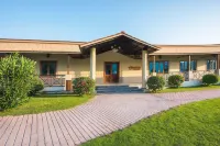 Barracuda Resort Hotel a 