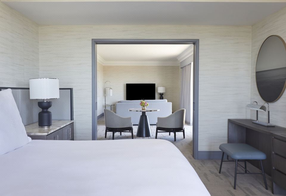 无障碍比佛利转角套房