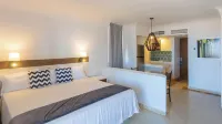 Luna Palace Hotel and Suites Hotel di 