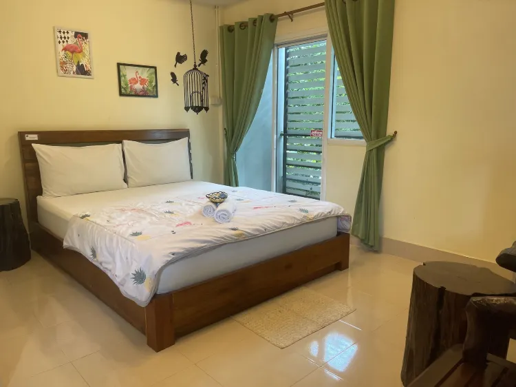 ห้องสแตนดาร์ด เตียงใหญ่ 1 เตียง