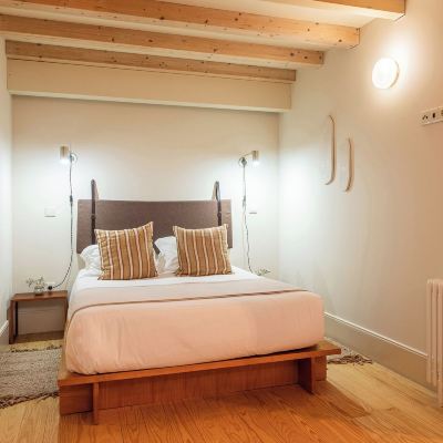 One-Bedroom Duplex Aparthotel Oporto Alves da Veiga Promo Code