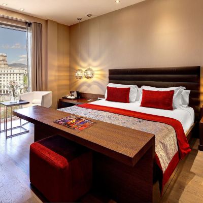 Double Room with View Olivia Plaza Hotel Promo Code