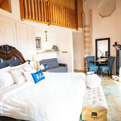 Grand Studio Suite, 1 King Bed with Sofa Bed, Ocean View, Oceanfront Homer Inn and Spa Promo Code