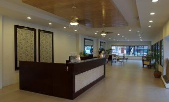Subic Grand Seas Resort - Housity