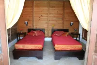 Statia Lodge Hotels in 