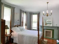 Meadows Inn