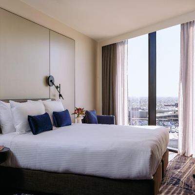 標準特大床房 墨爾本唐卡斯特美居酒店優惠