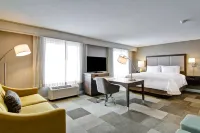 Hampton Inn & Suites by Hilton Saskatoon Airport Hotele w: 