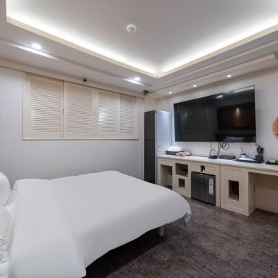 Premium Room Hotel May Promo Code