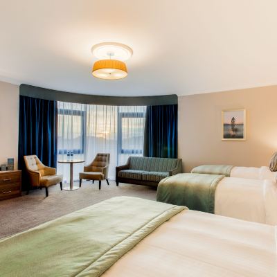 Deluxe Queen Suite Amber Springs Hotel Promo Code