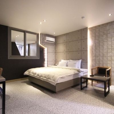 Randomly Assigned Rooms 파인힐모텔 쿠폰