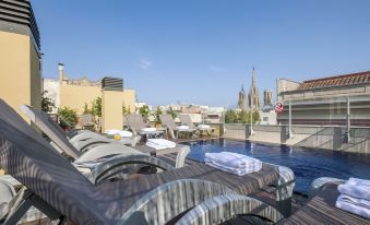 Catedral Bas Apartments by Aspasios