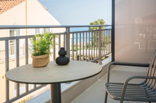 侧面海景豪华双人房